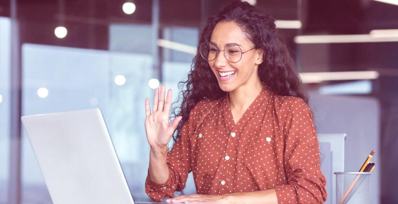 Lernende in einer konzentrierten Online-Session